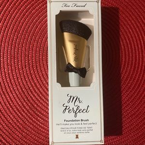 Too Faced Mr Perfect Foundation brush